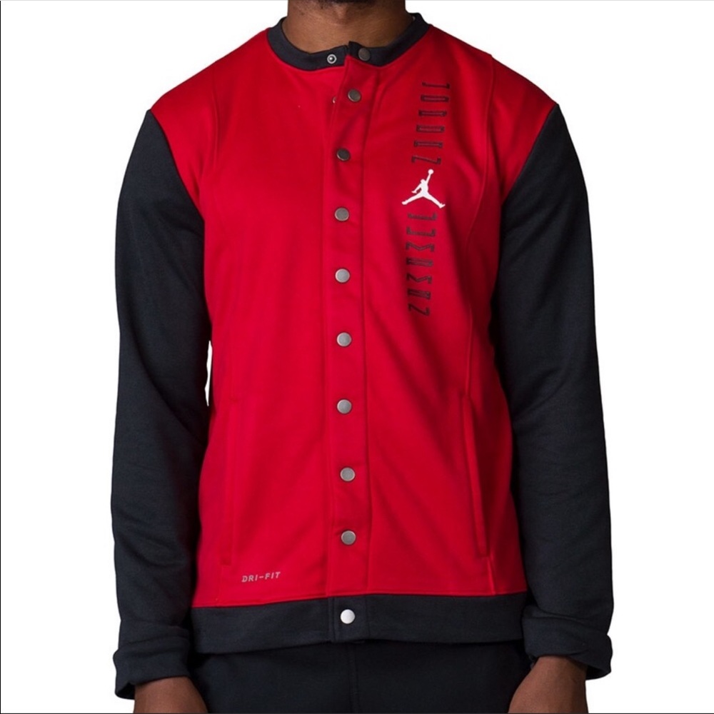 Men’s Jordan’s sweater
